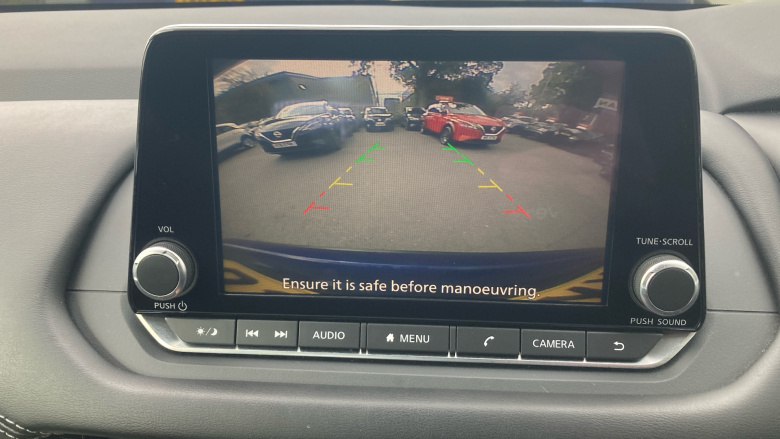 Nissan Qashqai 1.3 DiG-T MH 158 Acenta Premium 5dr Petrol Hatchback